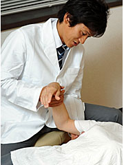 八王子　多摩　日野　整体　腱鞘炎　手根管症候群　しびれ治療ならサンスマイル八王子カイロプラクティック